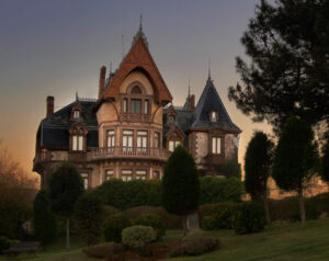 Comillas Edificio en Comillas